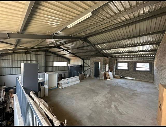 INDUSTRIAL PROPERTY TO RENT IN HALFWAY HOUSE